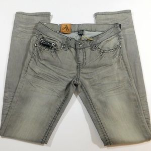 Antique Rivet NWT Studded Joss Gray Jeans Sz 28